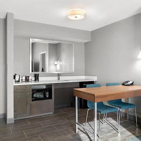Hampton Inn & Suites Newtown Yardley Zewnętrze zdjęcie