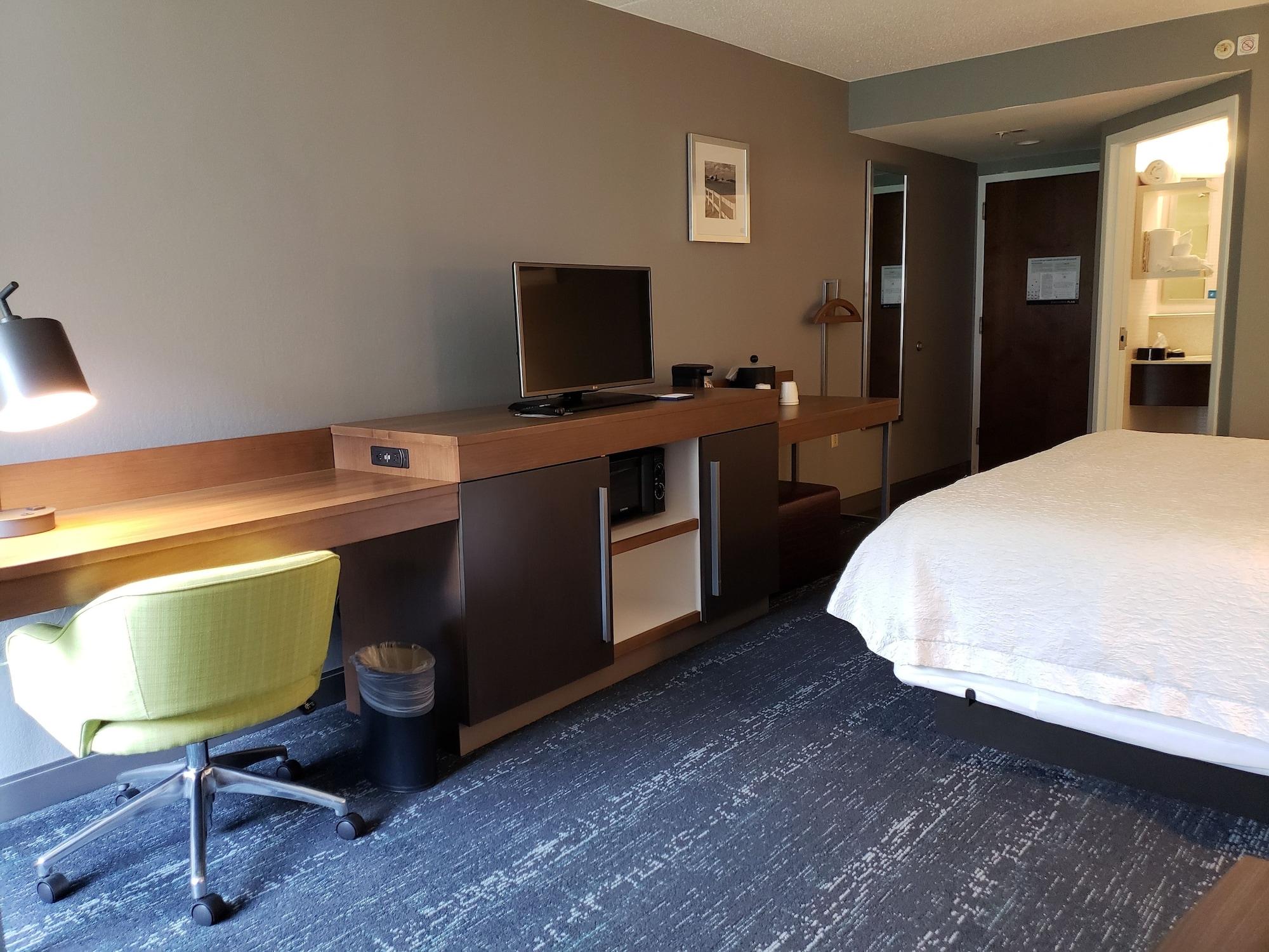 Hampton Inn & Suites Newtown Yardley Zewnętrze zdjęcie