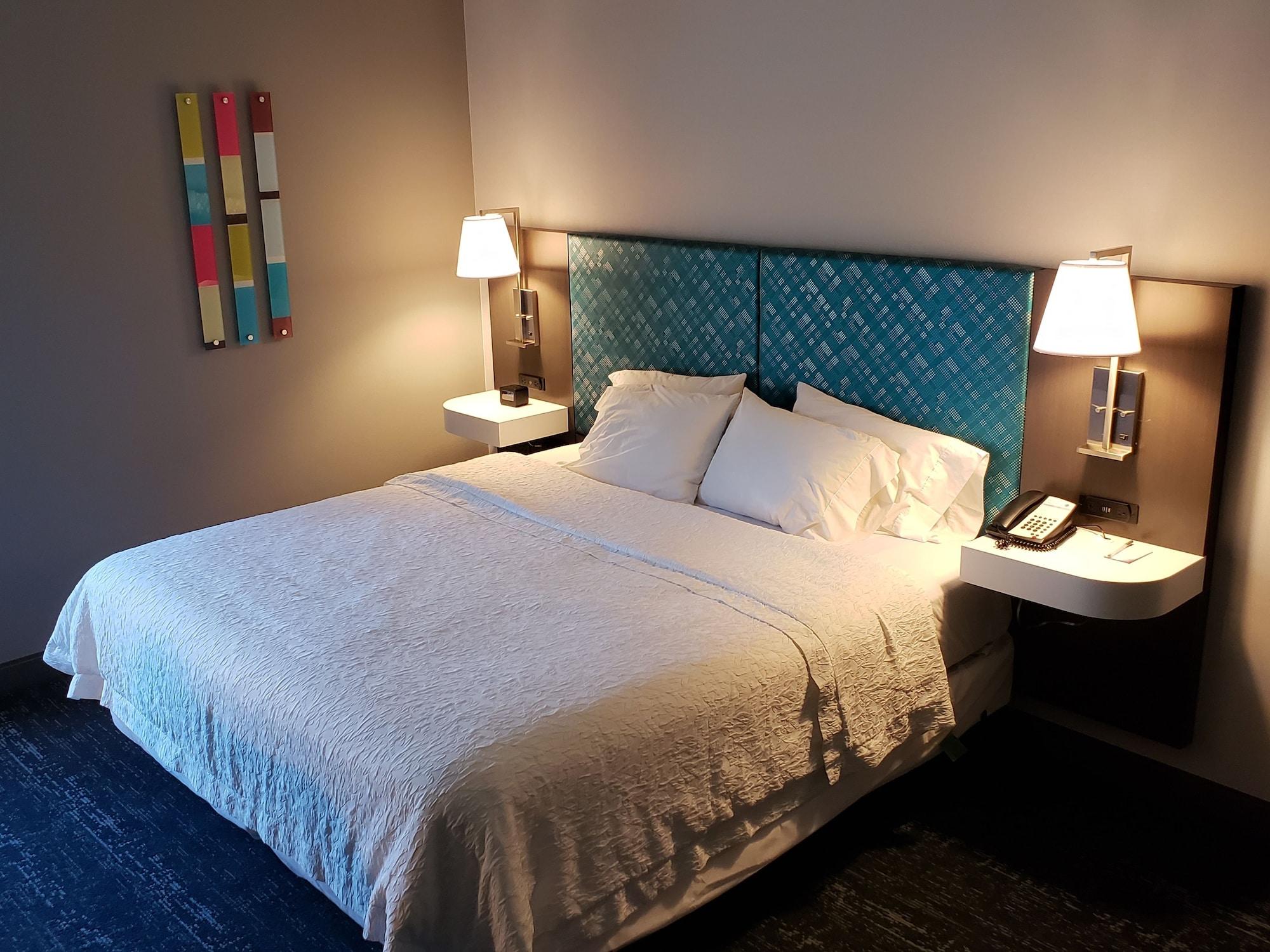 Hampton Inn & Suites Newtown Yardley Zewnętrze zdjęcie
