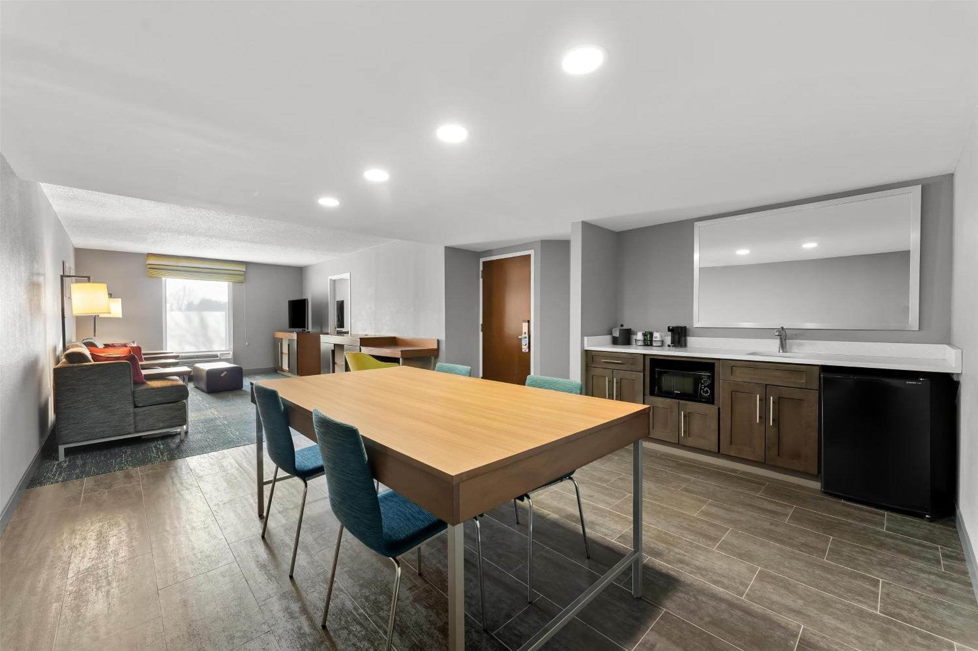 Hampton Inn & Suites Newtown Yardley Zewnętrze zdjęcie