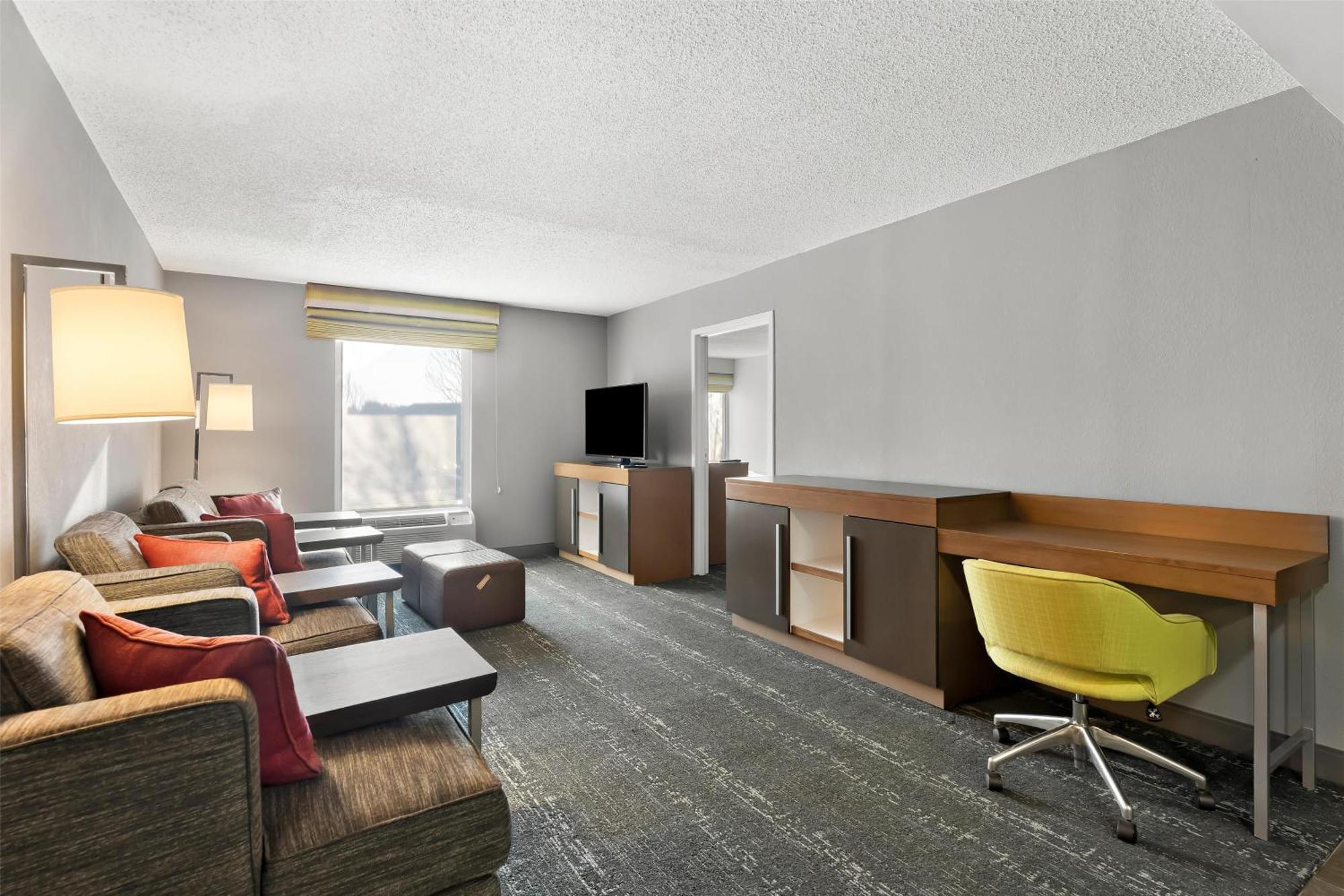Hampton Inn & Suites Newtown Yardley Zewnętrze zdjęcie