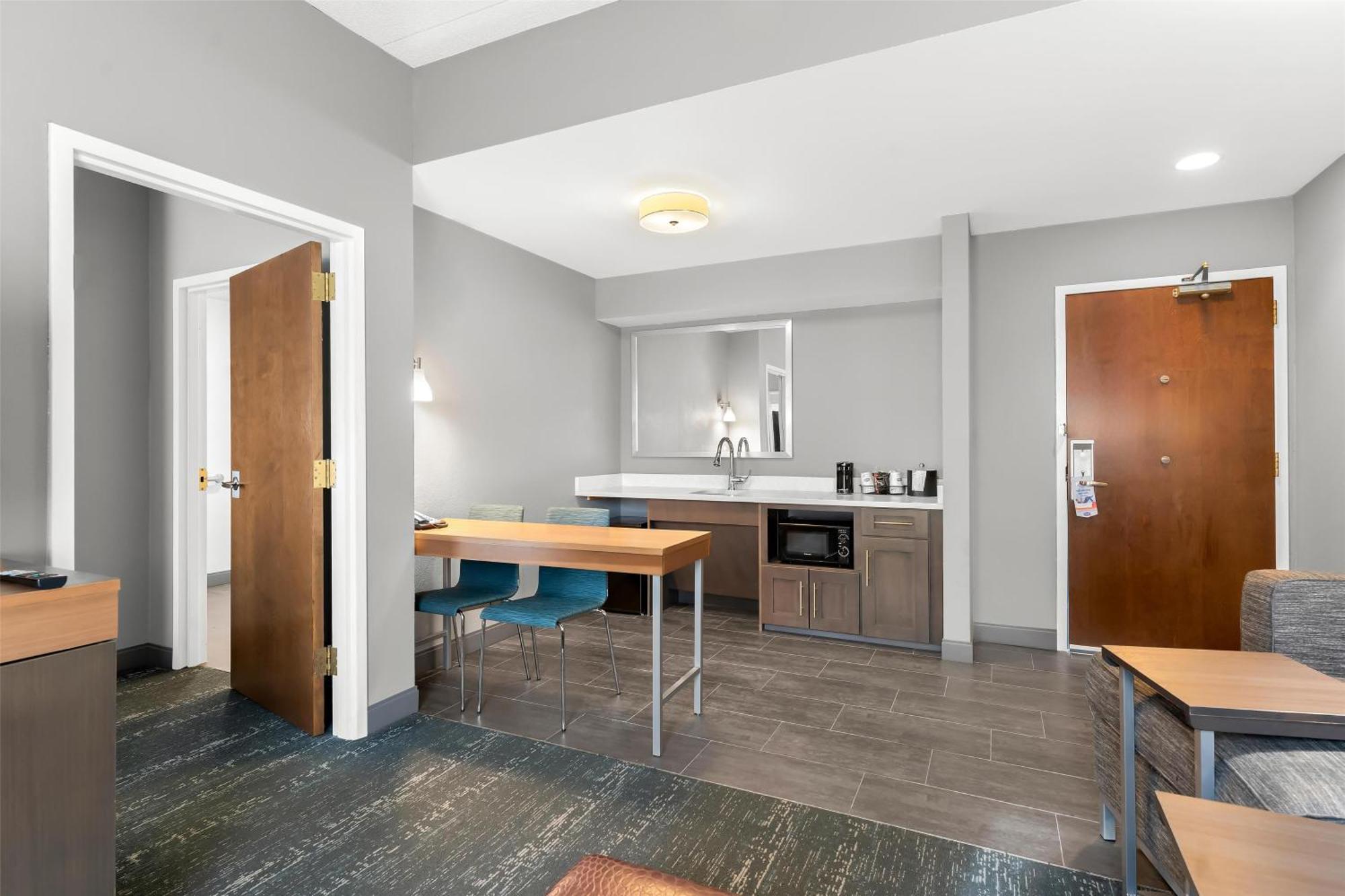 Hampton Inn & Suites Newtown Yardley Zewnętrze zdjęcie