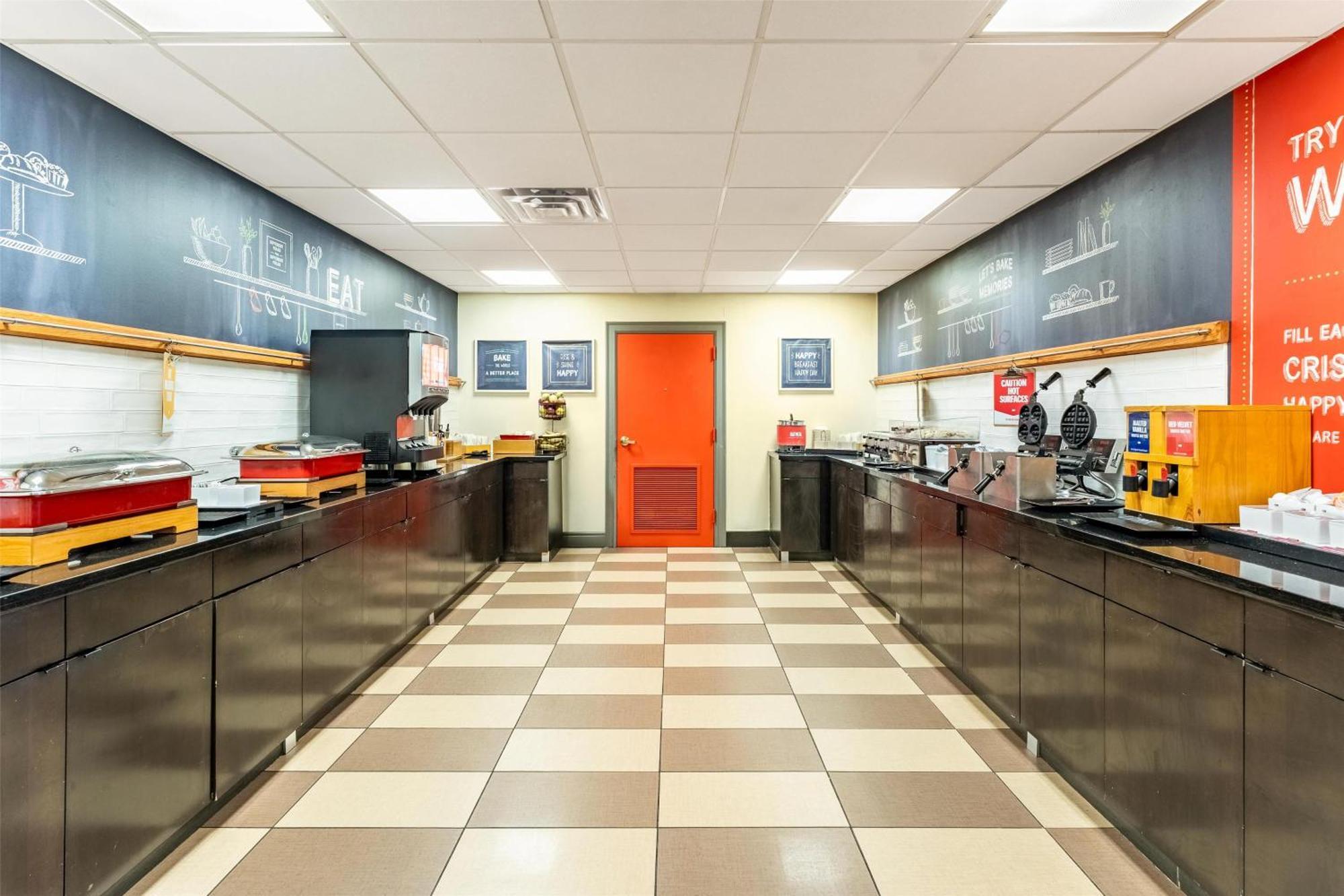Hampton Inn & Suites Newtown Yardley Zewnętrze zdjęcie